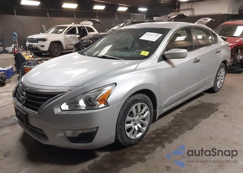2015 Nissan Altima 2.5 S z USA, uszkodzony, nr VIN 1N4AL3APXFN402618